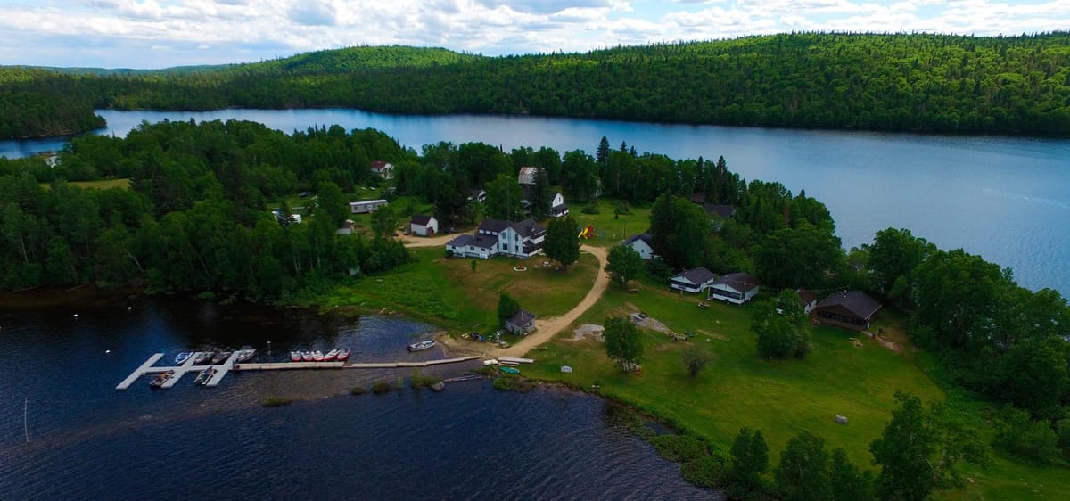Pavillon Bark Lake Lodge — photo 2